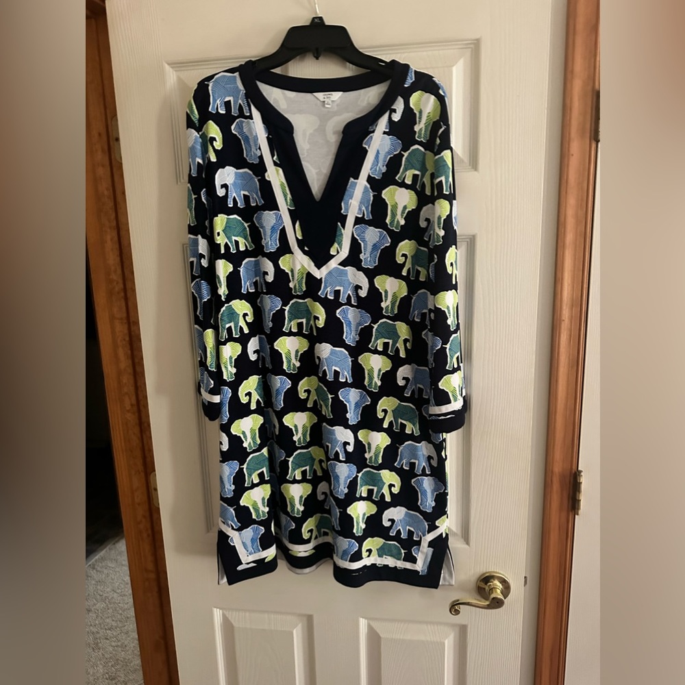 Like new Crown and Ivy Dress. XL